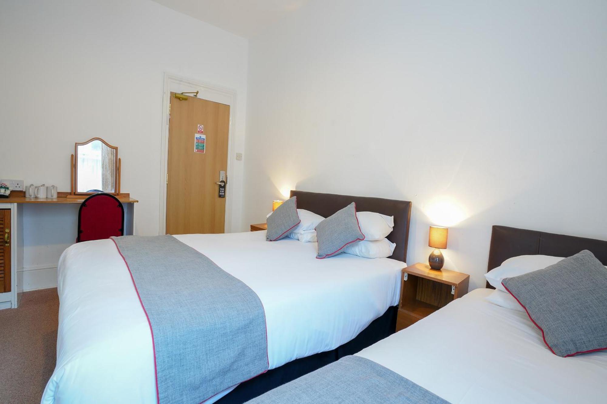 Oyo Shanklin Beach Hotel Exterior foto